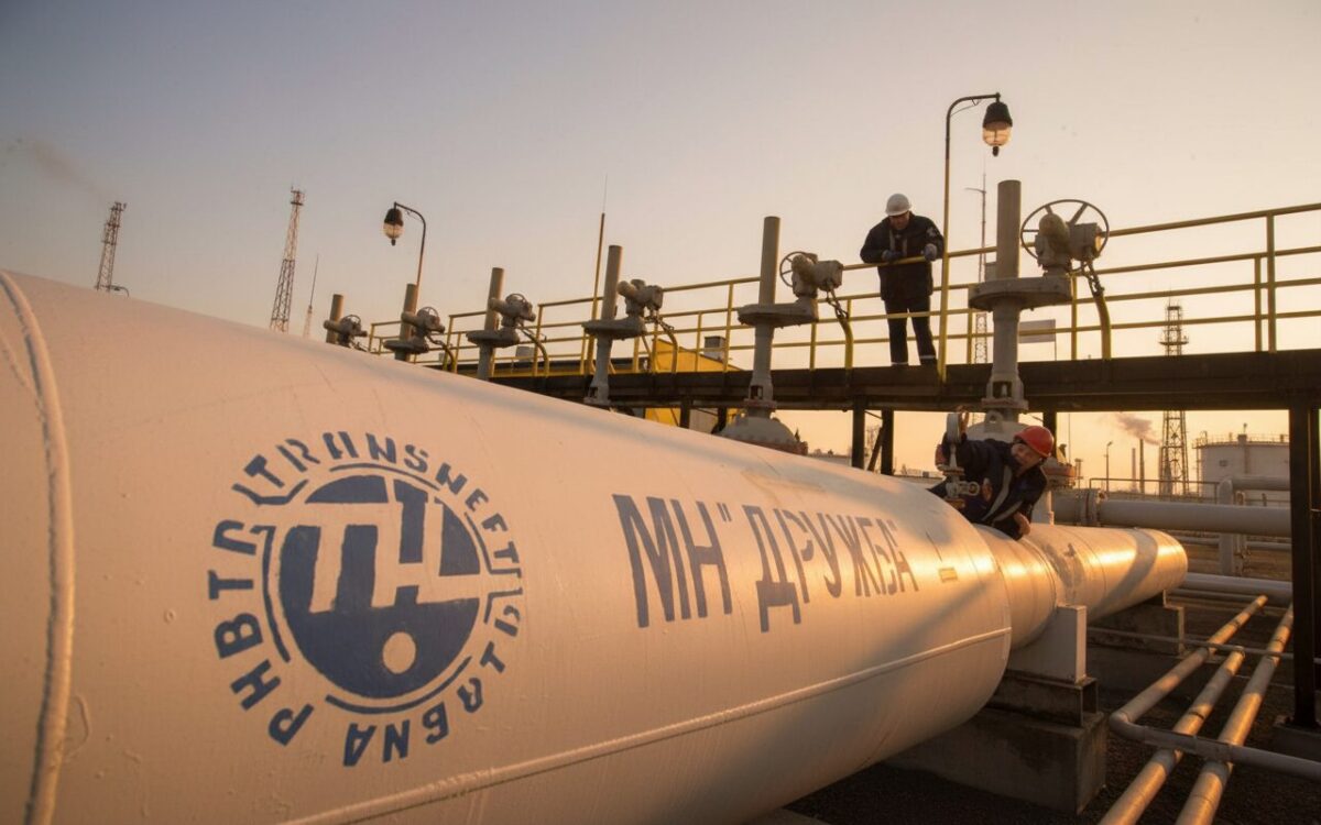 Транзит російської нафти як важіль проти України чого домагаються Будапешт і Братислава