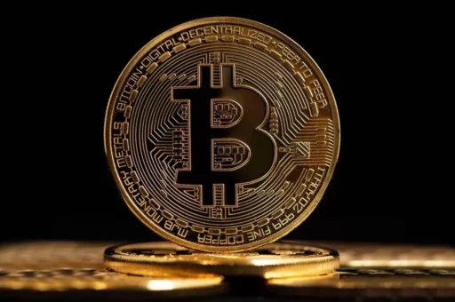 Біткоїн на тлі загибелі лідера Ірану як геополітичний шок розхитав крипторинок